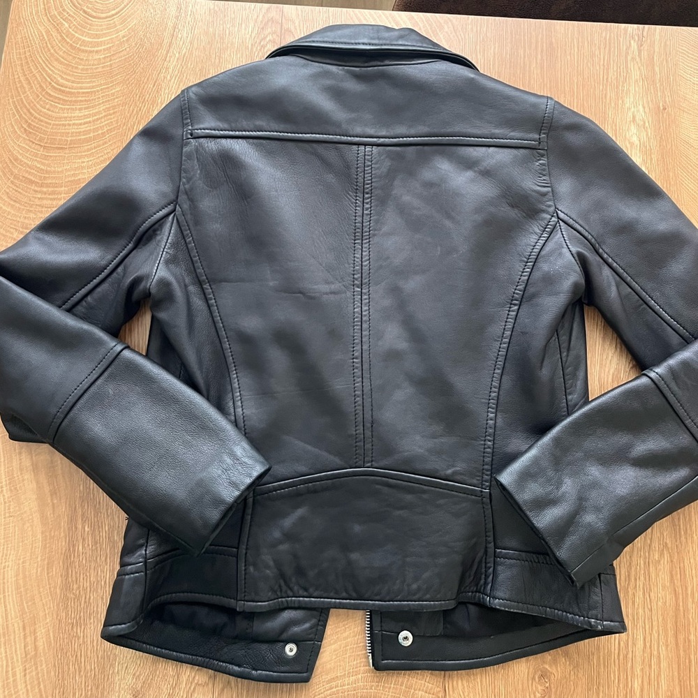 Vintage Zara Trafaluc black moto leather jacket